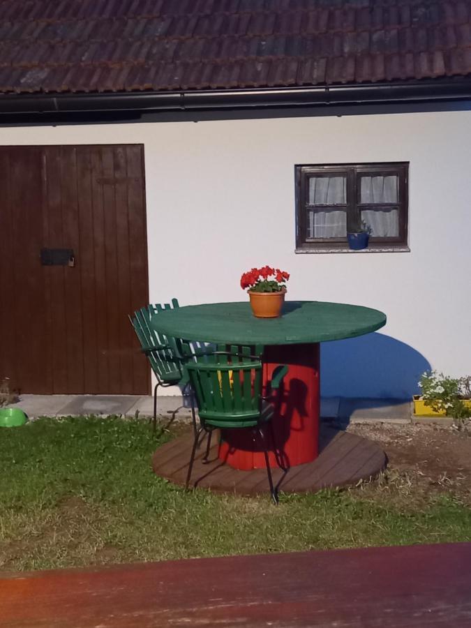 Вілла Kuca Za Odmor Beljan Brod na Kupi Екстер'єр фото